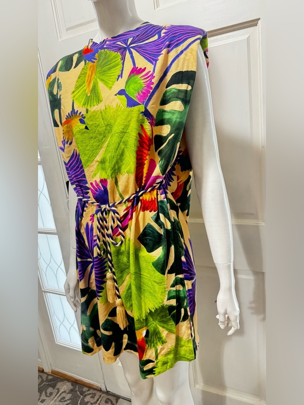 FARM Rio Tropical Macaw Print Mini T Shirt Dress Green, Purple, Cream Sz Medium - Picture 7 of 15